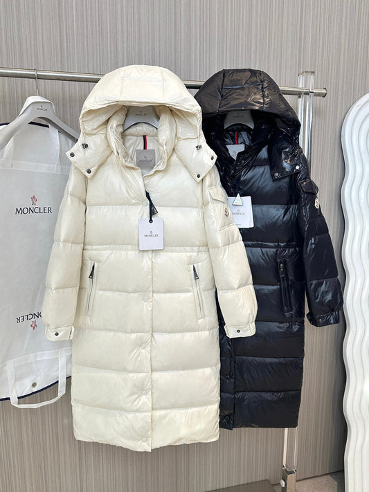 MONCLER 25S DOWN JACKET 305