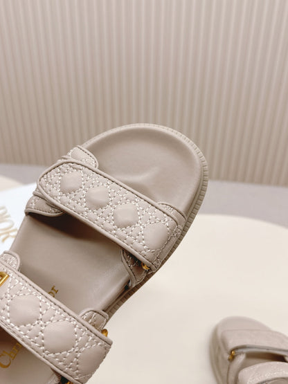 DIOR BACK-STRAP SANDALS 25S IN LIGHT BEIGE CALFSKIN
