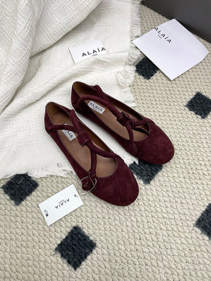 ALAIA 26S BALLET TECKEL IN DARK RED SUEDE