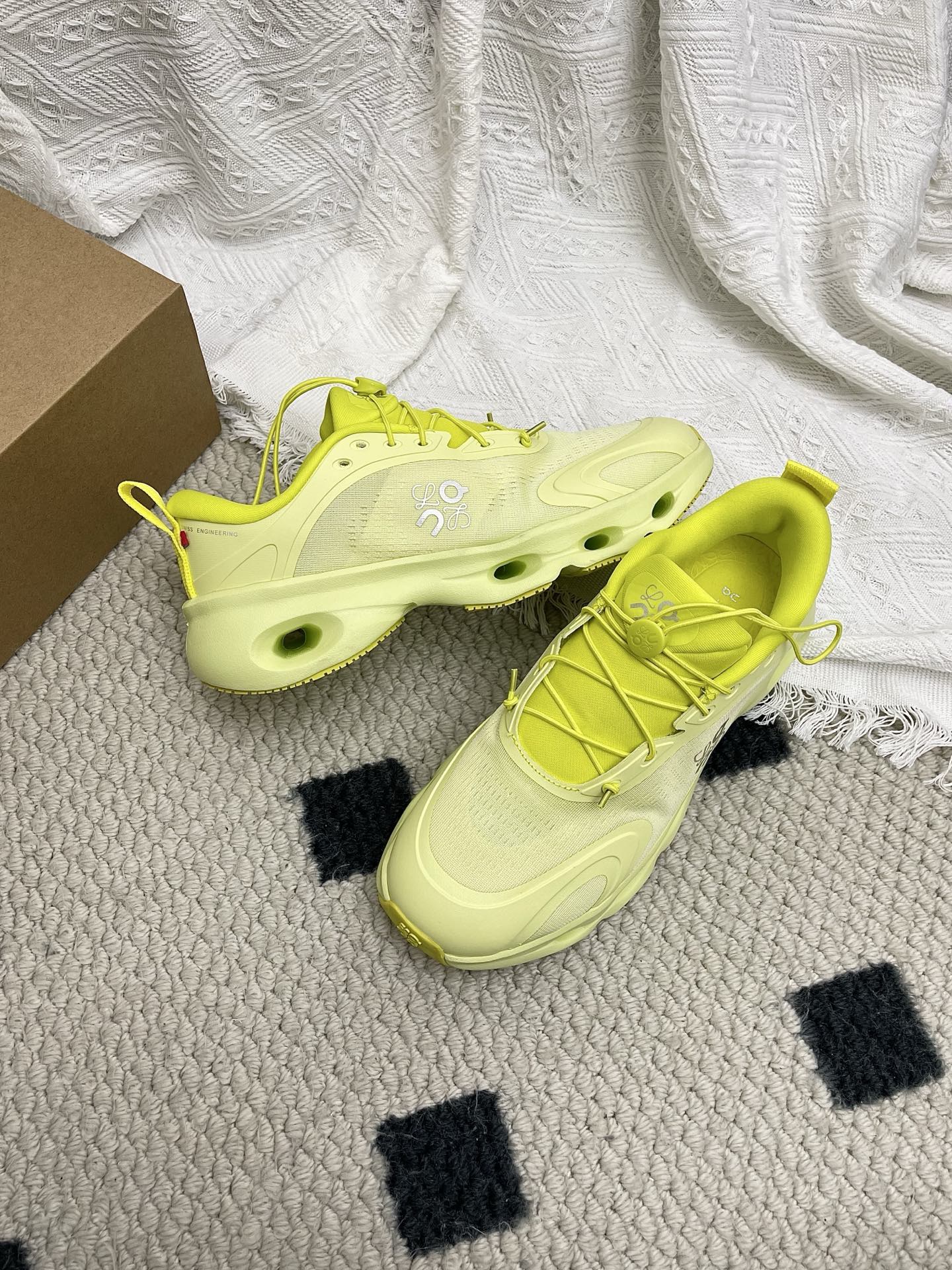 LOEWE 26S CLOUDSOLO SNEAKERS IN LIME YELLOW RECYCLED POLYESTER