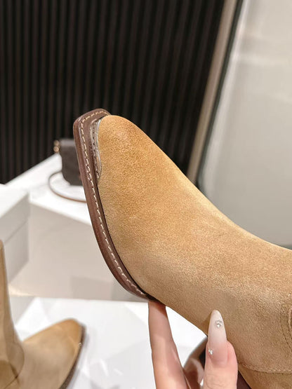 CELINE 25S CHELSEA BOOTS CLASSIC 45MM IN LIGHT BROWN SUEDE