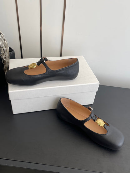 CHLOÉ 26S MARY JANE SHOES IN BLACK CALFSKIN