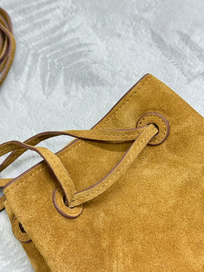 PRADA 25S BUCKET BAG 20 IN LIGHT CARAMEL SUEDE GOLD HARDWRE