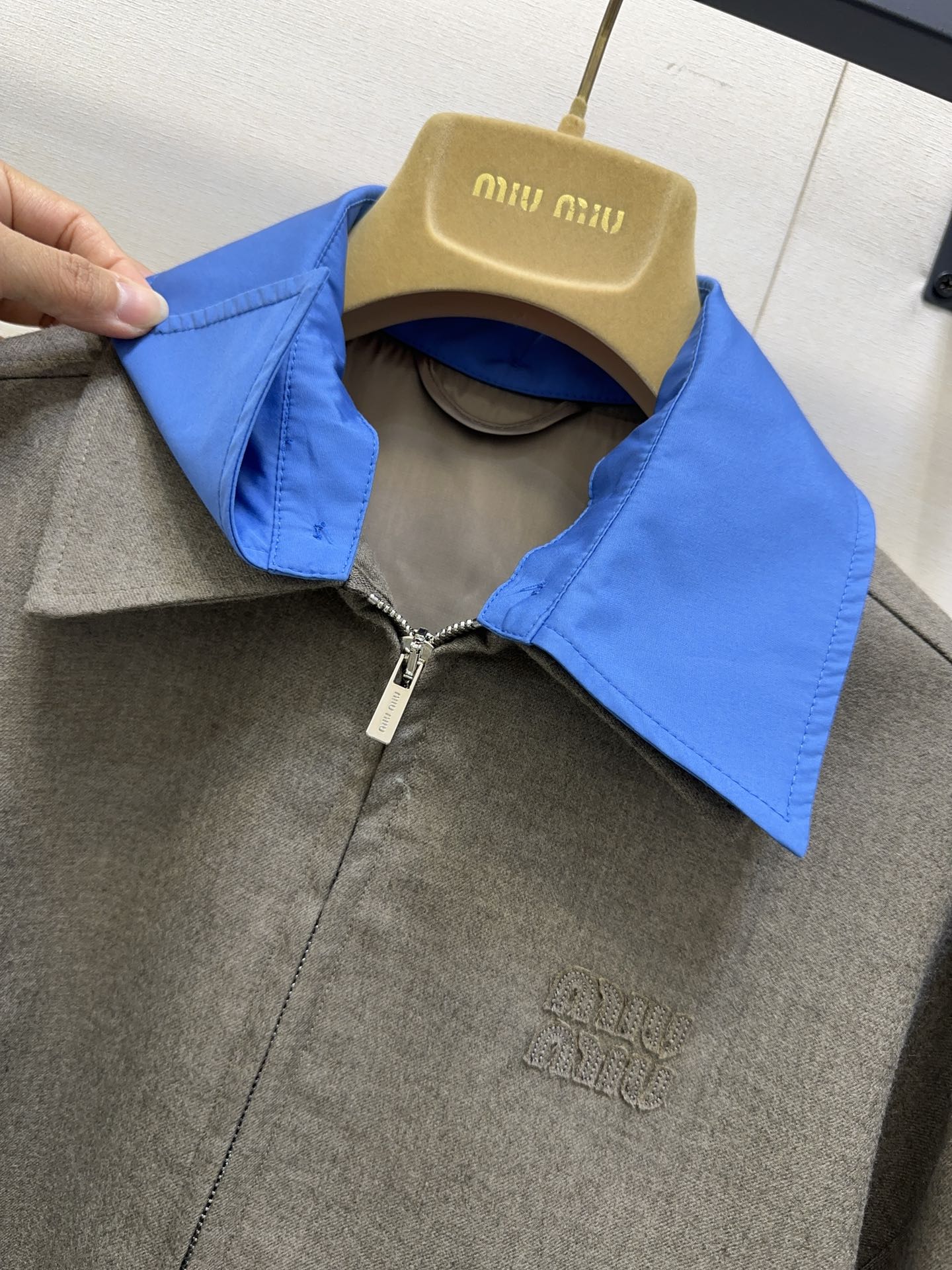 MIUMIU CONTRAST-FABRIC COLLAR JACKET STYLE 38