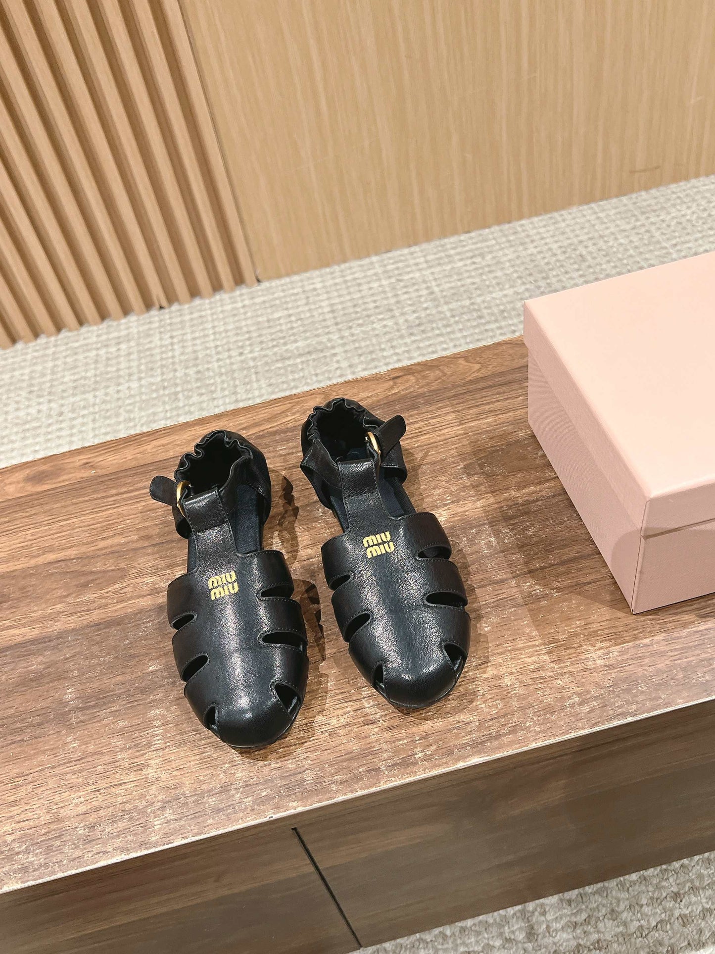 FISHERMAN BUCKLE SANDALS IN BLACK LAMBSKIN