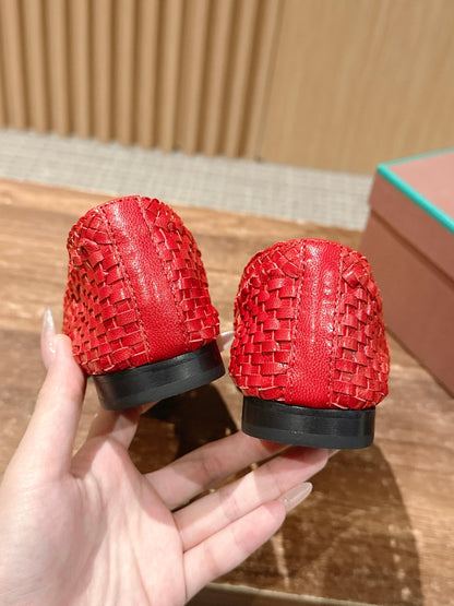 LP POINTED-TOE BALLET FLATS 25S IN RED LAMBSKIN