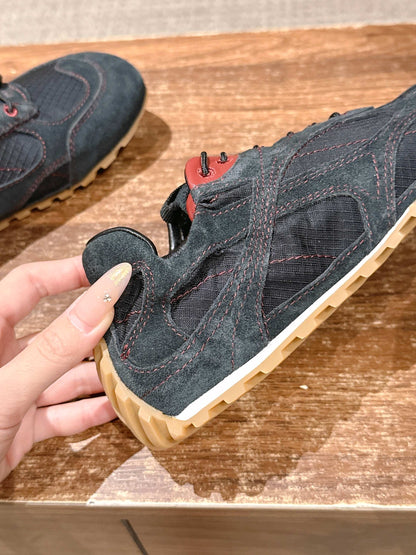 BOTTEGA VENETA 26S SNEAKERS IN DARK BLUE GREY SUEDE AND MESH FABRIC