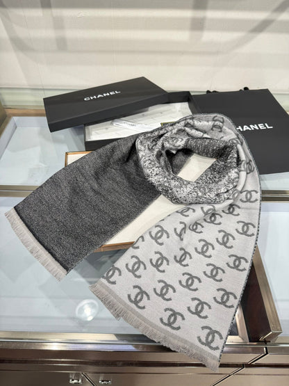 CHANEL 25S SCARF 185 CM IN CASHMERE 943078