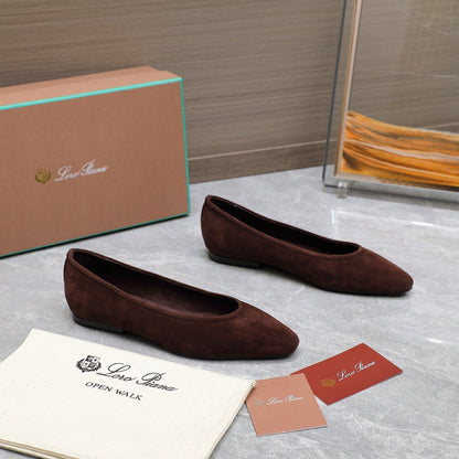 CLASSIC BALLET SHOES IN BROWN SUEDE