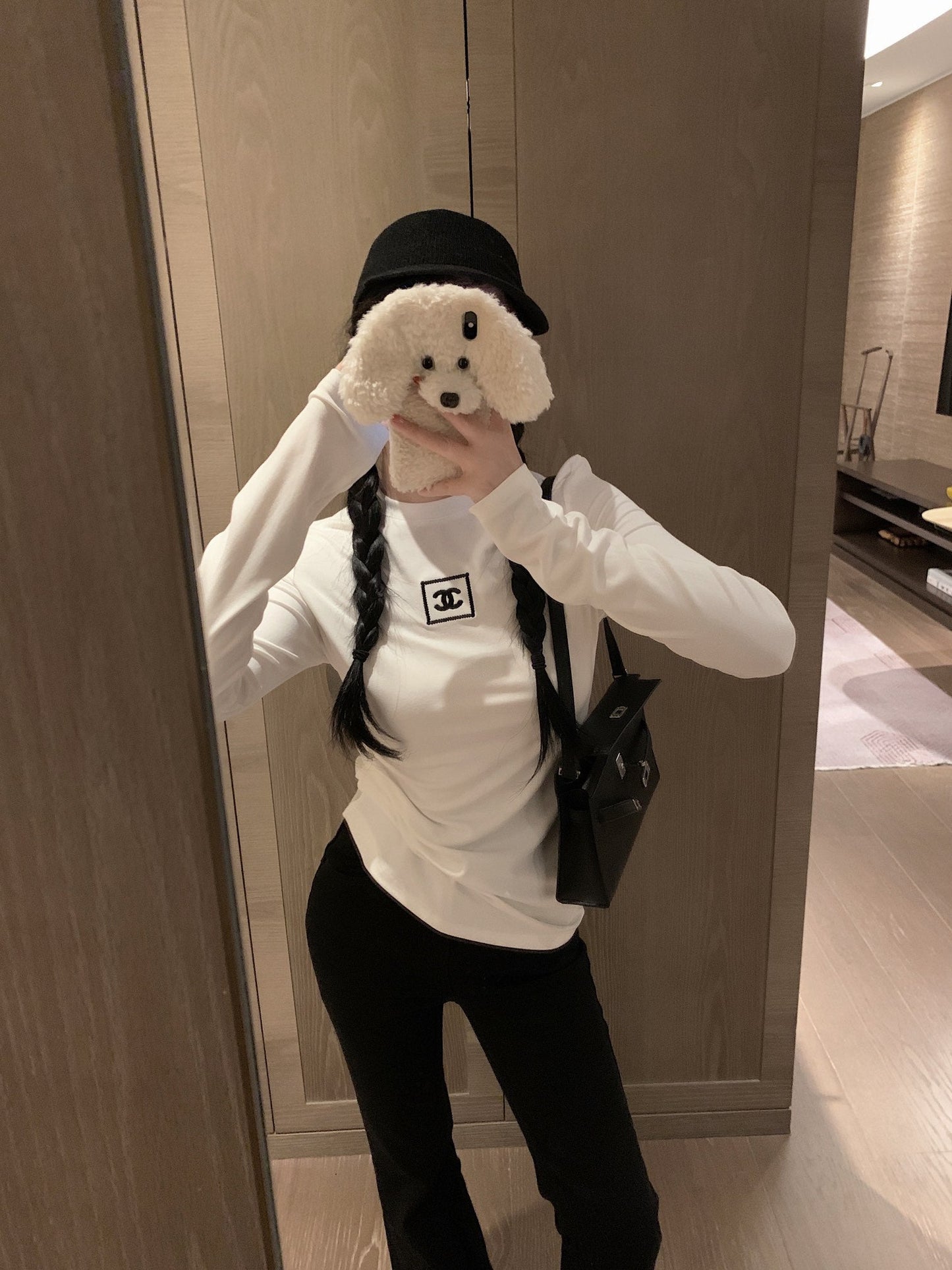 CHANEL 25S LONG SLEEVE T SHIRT STYLE 104