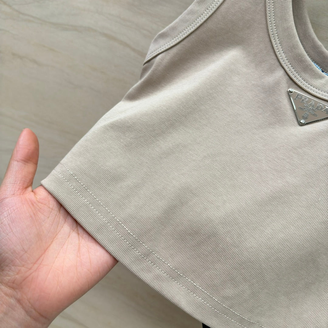 PRADA 26S CREW NECK TANK TOP 655