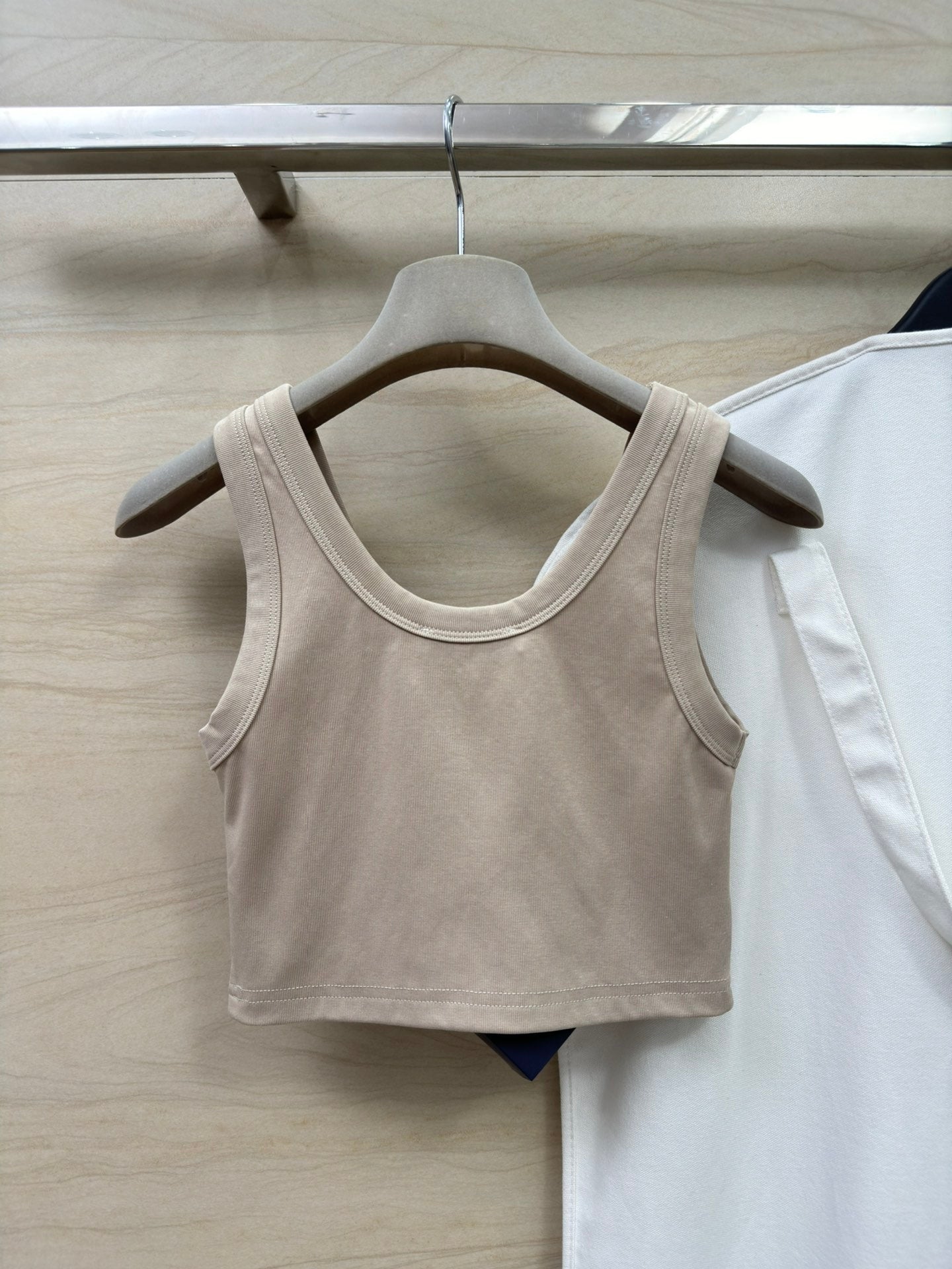 PRADA 26S CREW NECK TANK TOP 655