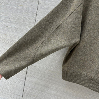 LP CREWNECK SWEATER STYLE 142