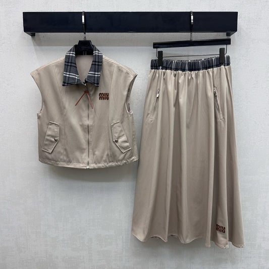 MIUMIU 26S BLAZER AND SKIRT SET 984