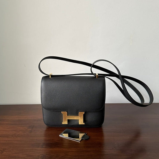 CONSTANCE 18 BLACK EPSOM GOLD HARDWARE WITH MIRROR