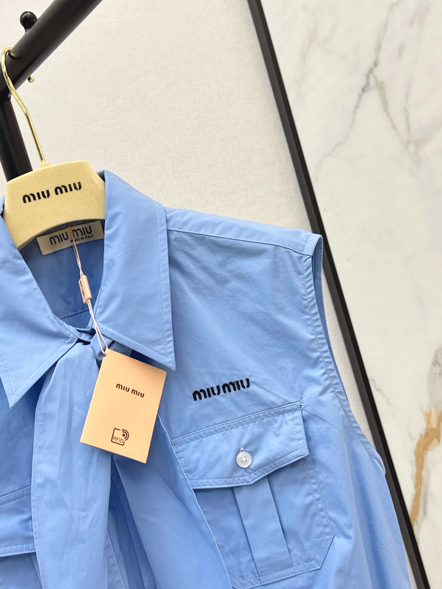 MIUMIU 26S BOW TIE VEST SHIRT 973