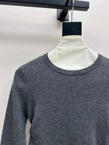 MIUMIU LONG-SLEEVE KNIT TOP STYLE 820