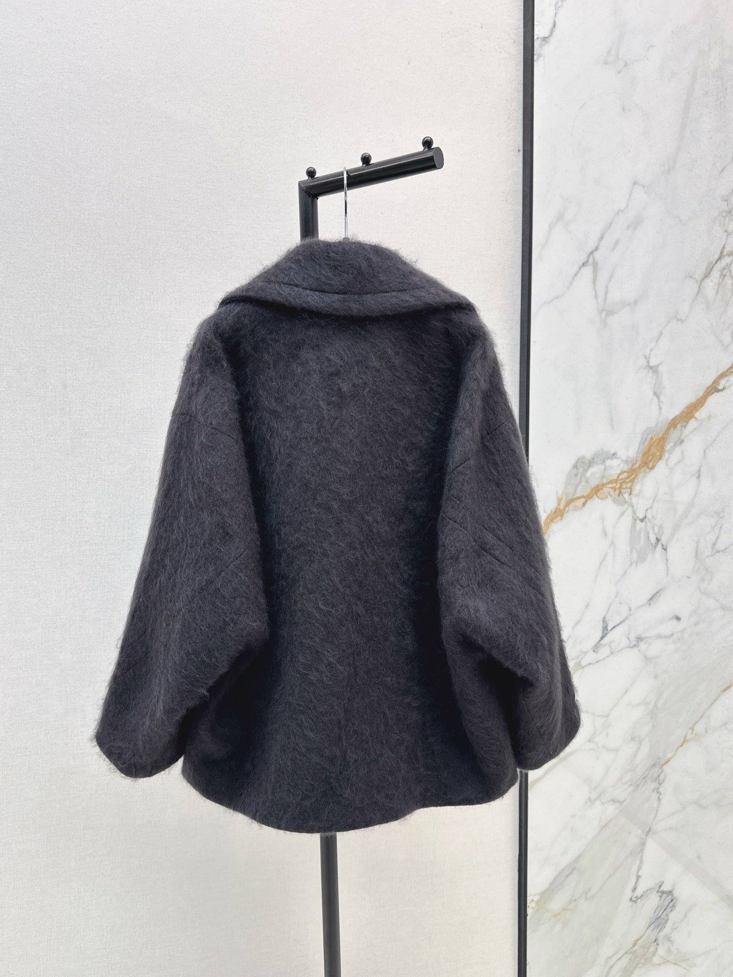 MAX MARA 25S SHORT COAT 109