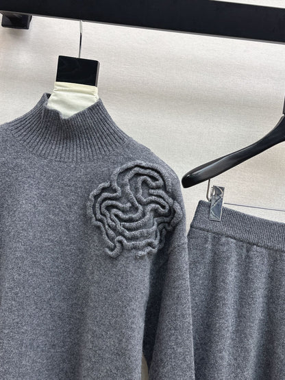VALENTINO 26S SWEATER AND SKIRT SET STYLE 76