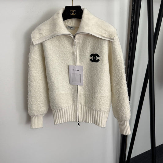 CHANEL 25S CARDIGAN 561