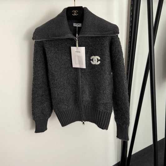 CHANEL 25S CARDIGAN 562