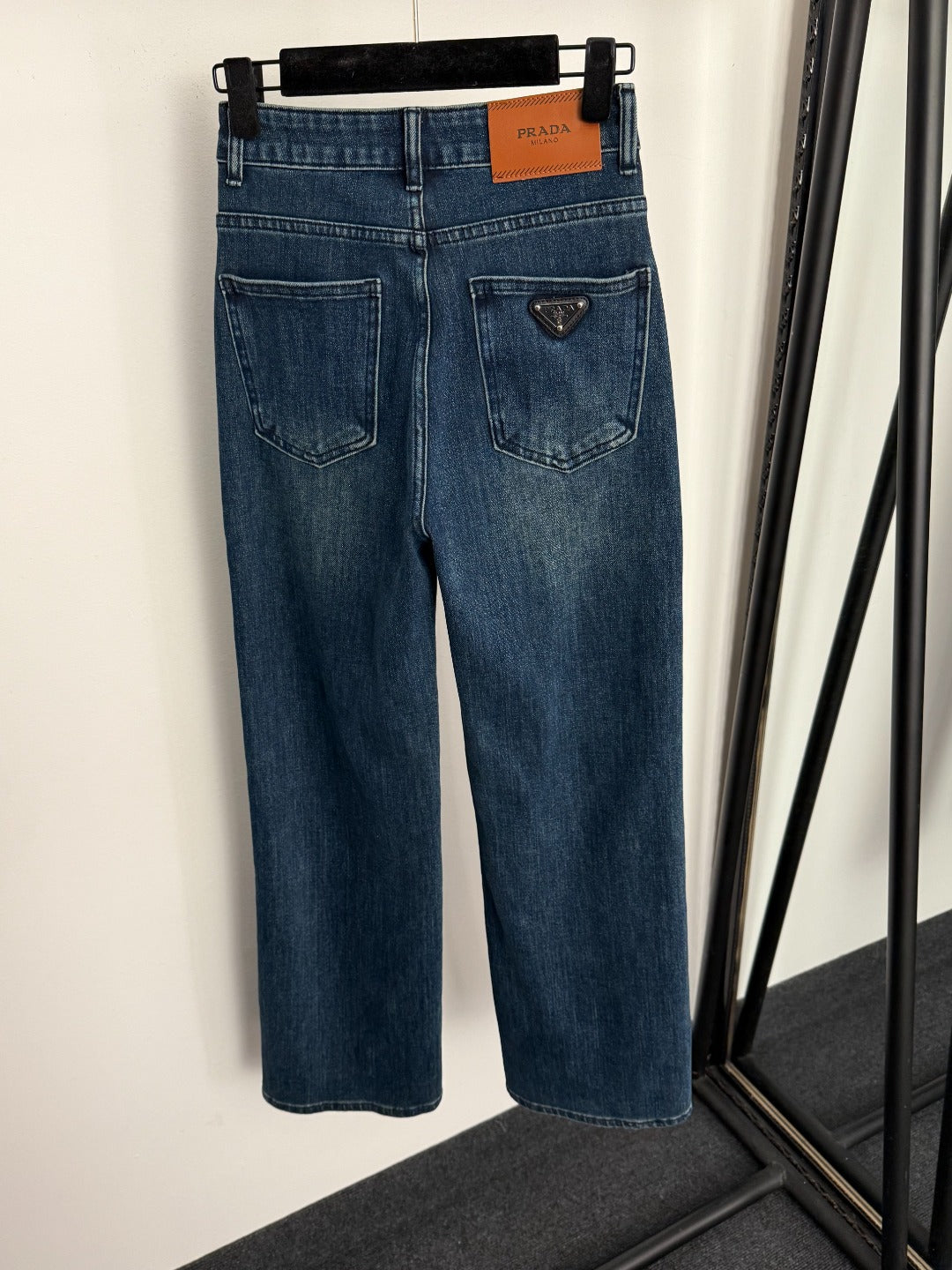 PRADA 26S STRAIGHT JEANS 585