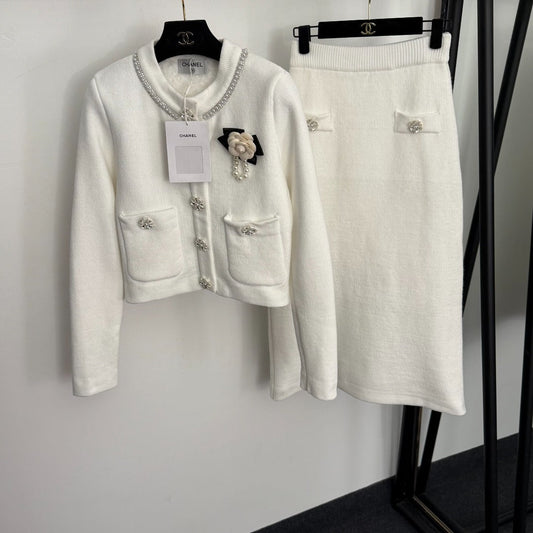 CHANEL 26S TWO-PIECE DRESS SET 833