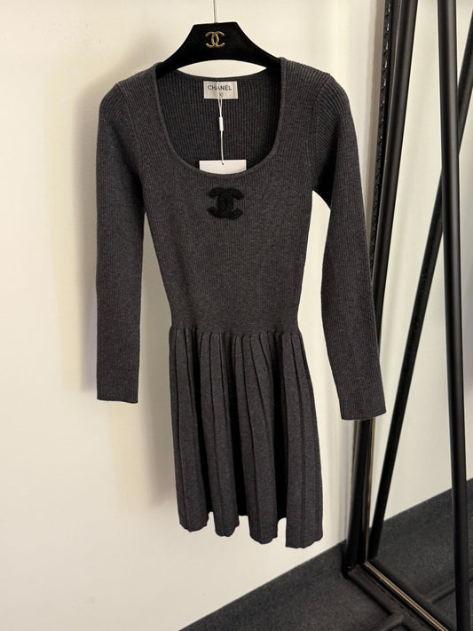CHANEL 26S KNIT DRESS 885