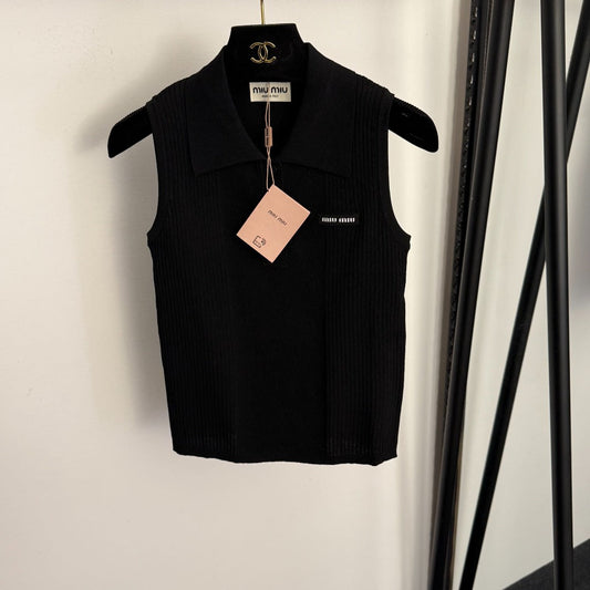 MIUMIU 26S SLEEVELESS POLO SHIRT 1000
