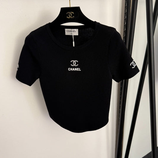 CHANEL 26S SHORT-SLEEVE SWEATER 992