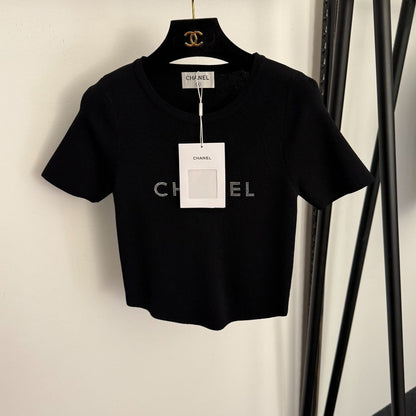 CHANEL 26S SHORT-SLEEVE SWEATER 990