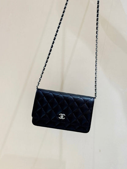 CHANEL 25S MINI FLAP BAG 19 IN BLACK CALFSKIN GOLD HARDWARE