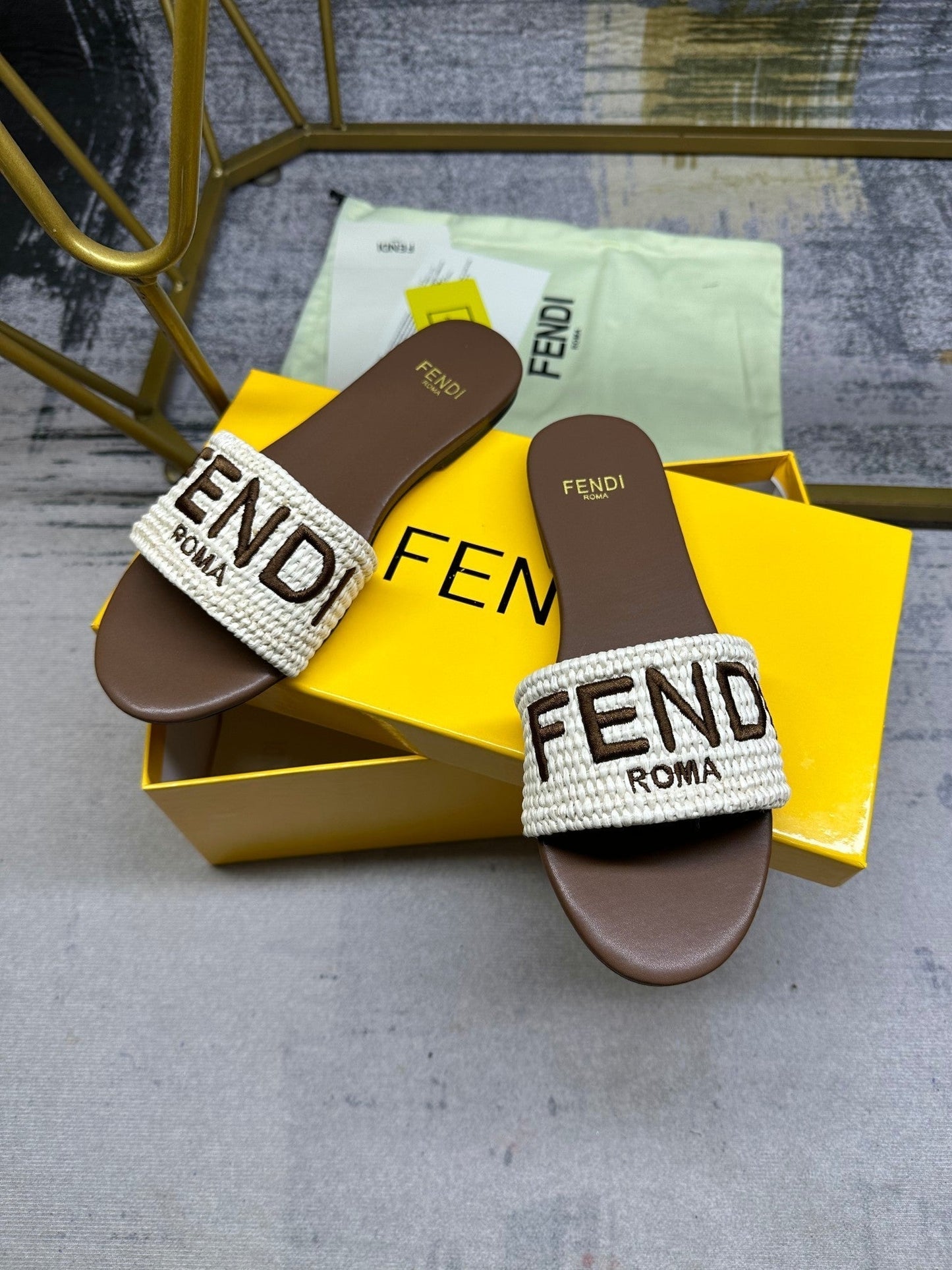 FF Signature 10 White Brown Cotton Fibre Slide