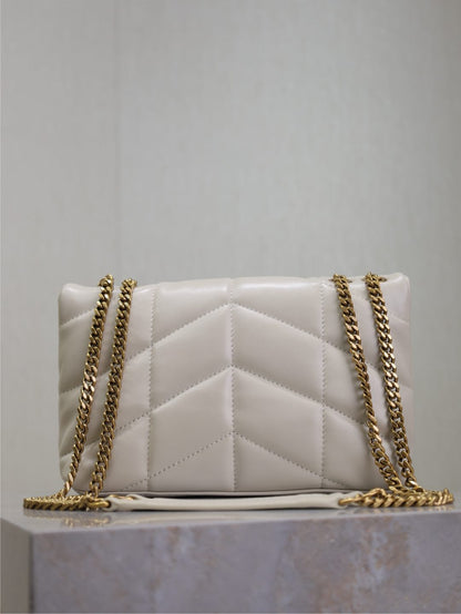 YSL 25S LOULOU PUFFER MINI 23 IN BLANC VINTAGE CALFSKIN GOLD HARDWARE