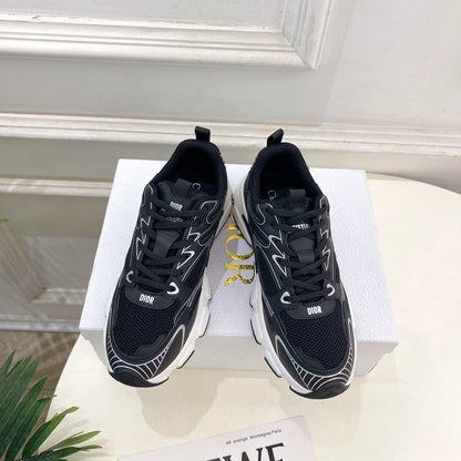 DIOR 26S SNEAKER IN BLACK CALFSKIN AND MESH FABRIC