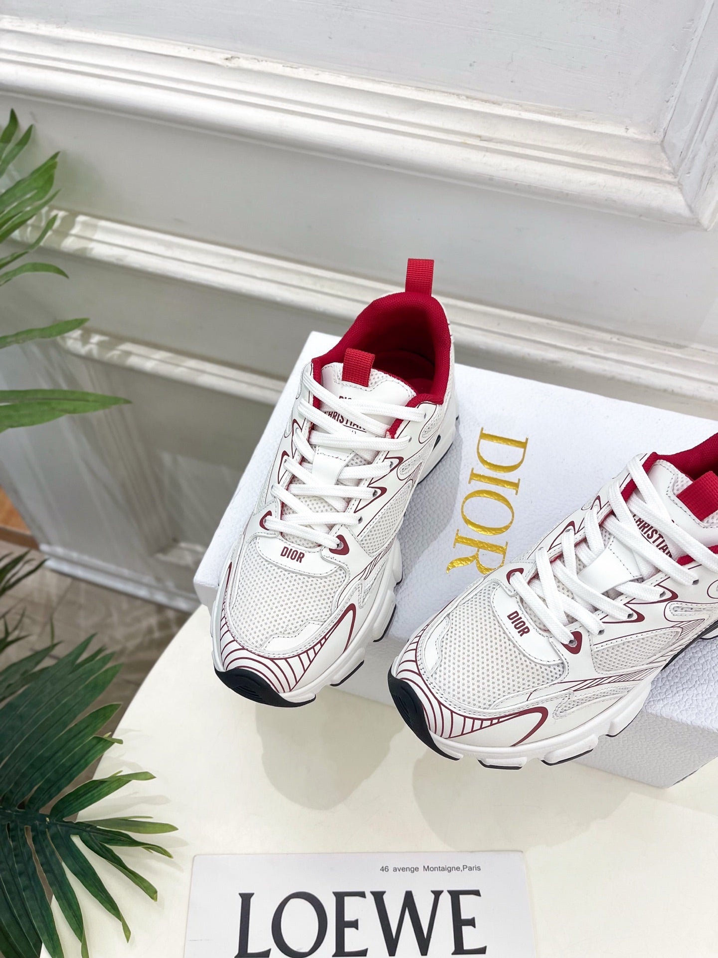 DIOR 26S SNEAKER IN WHITE CALFSKIN AND MESH FABRIC